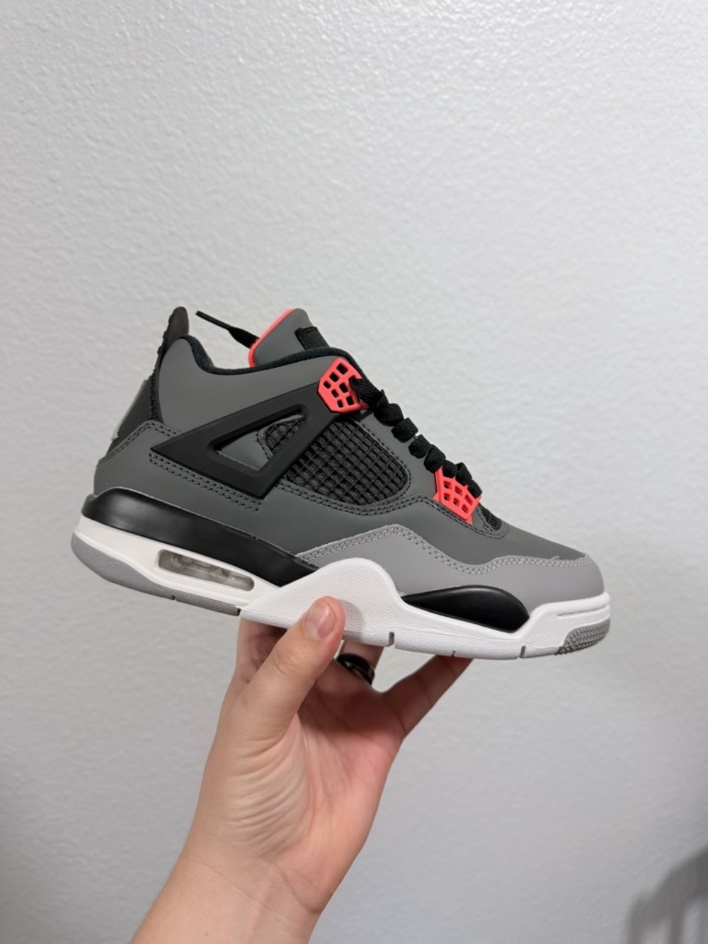 Nike  Air Jordan 4 Retro Men’s Shoes - Grey/Black/Infrared